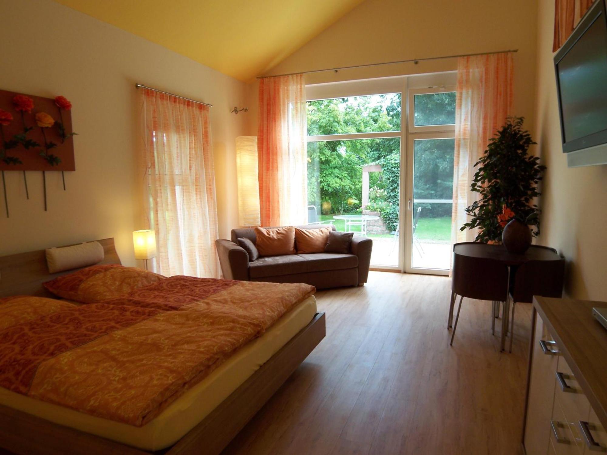 Badische Landoase Aparthotel Kehl Exteriör bild