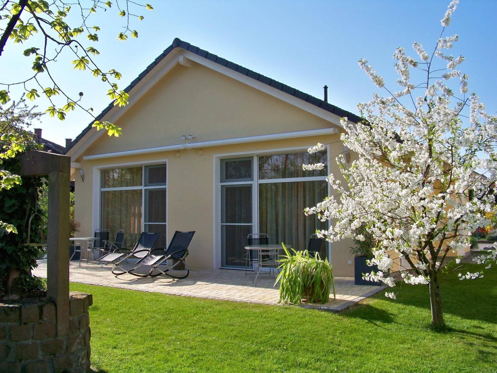 Badische Landoase Aparthotel Kehl Exteriör bild
